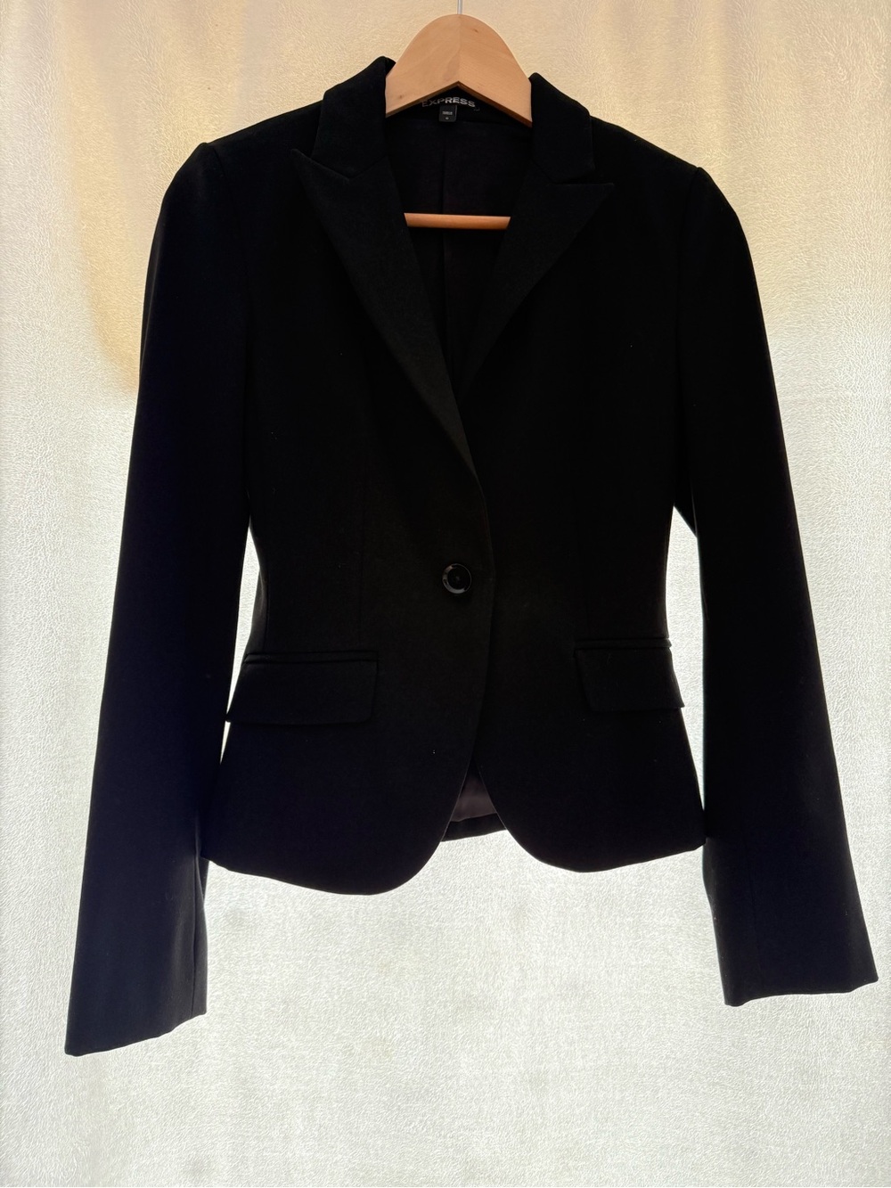 Express Black Tailored Single-Button Women's Blazer